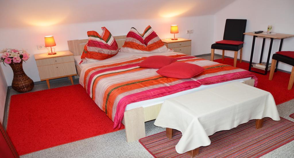Pörtschach am Wörthersee Gasthof-Pension Karawankenblick מראה חיצוני תמונה
